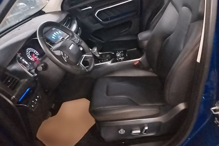 Used Haval H6 2017 Blue Label 1.5T Automatic Two-Wheel Drive ZhiShang Model
