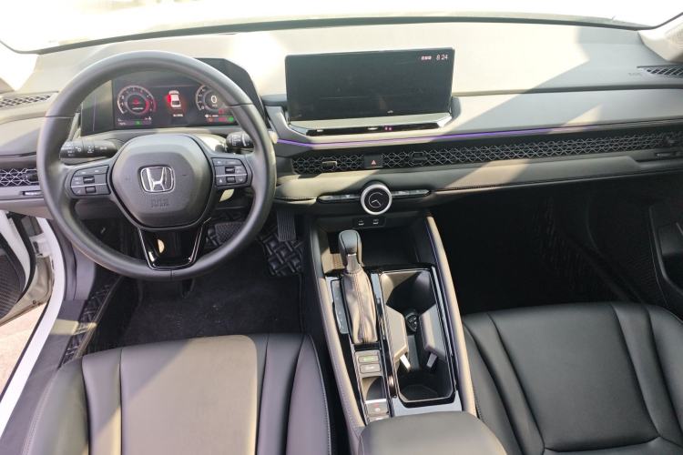 Used Honda Accord 2023 260TURBO Smart Enjoyment Version Center Console