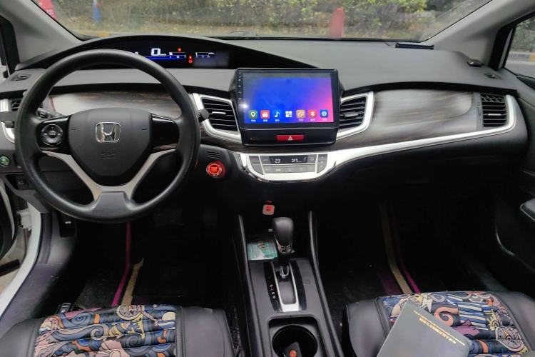 Used Honda Jade 2017 1.8L automatic Comfort version 5 seats
