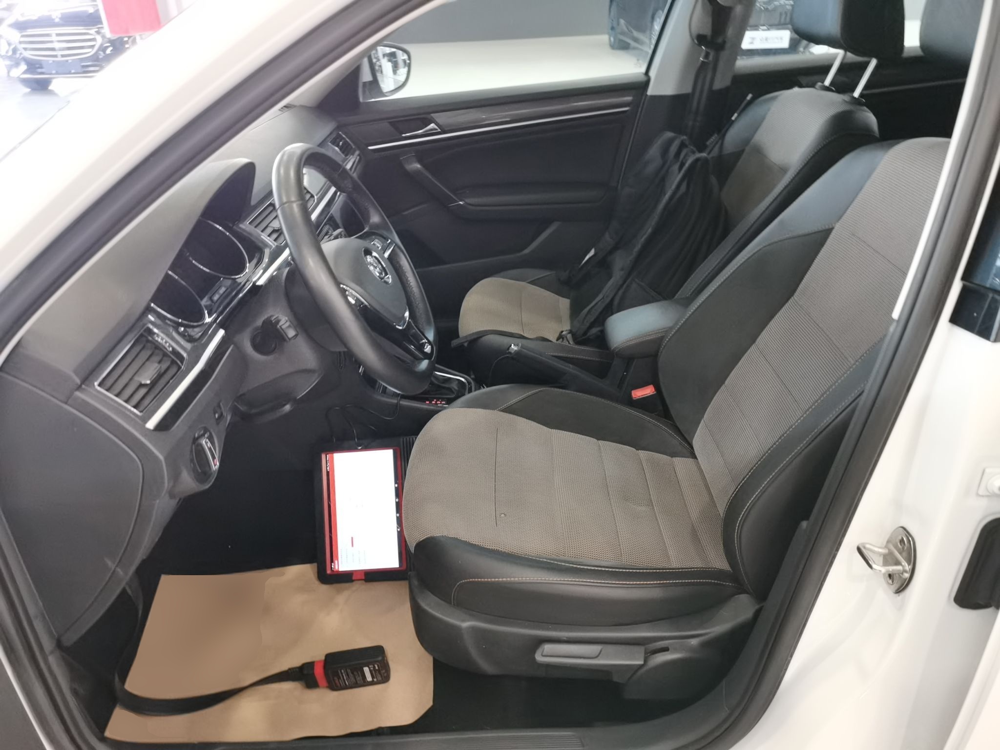 Interior delantero