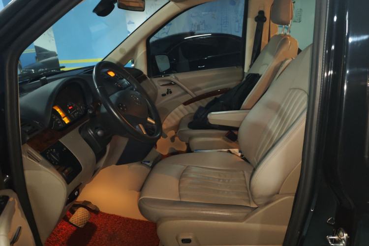 Used Mercedes-Benz Viano 2013 3.5L Haoci version Left Front Seat