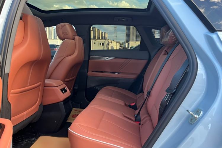 Used Cadillac OPTIQ 2024 Four-Wheel Drive Long-Range Version
