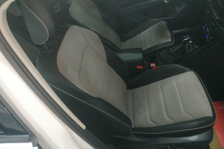 Used Volkswagen Tayron X 2020 330TSI Two-Wheel Drive Luxury Smart Connectivity Version
