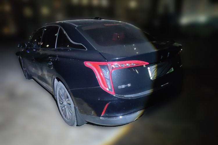 Used Hongqi E-QM5 2024 450km Range Commuter Version
