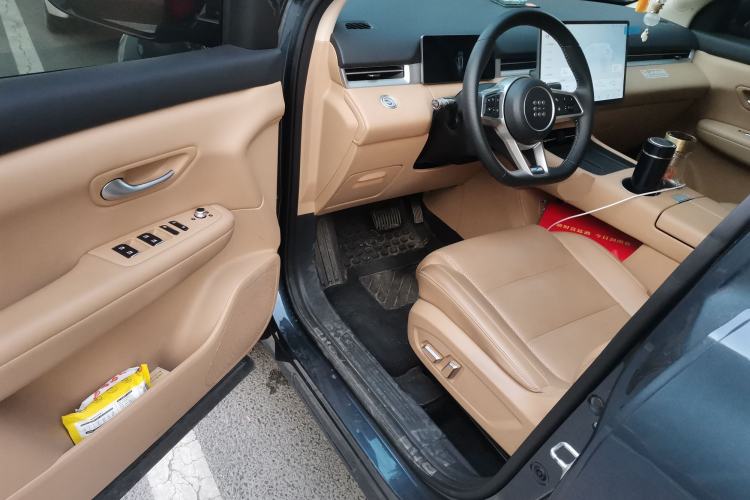 Used Landian E5 PLUS 2025 165 km Long-Range Version Pro 7-Seater