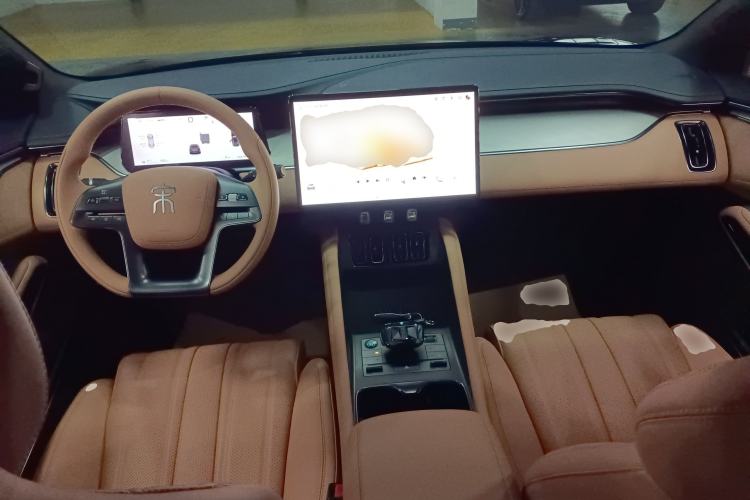 Used BYD Song L EV 2025 550 km Excellence Version
