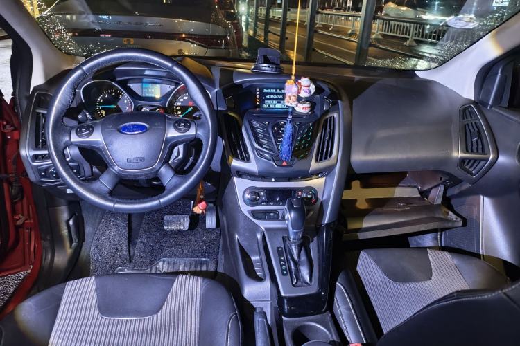 Used Ford Focus 2012 Hatchback 1.6L Automatic Fashion Edition