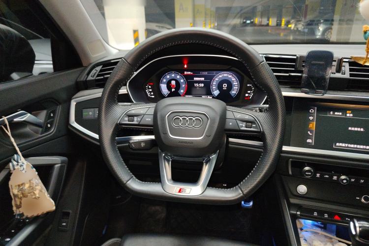 Used Audi Q3 Sportback 2020 45 TFSI quattro Fashion Edition Steering Wheel