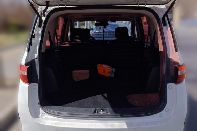 Used CHANGAN KAICHENG Oushang A600 2018 1.5L Manual Luxury Model Trunk