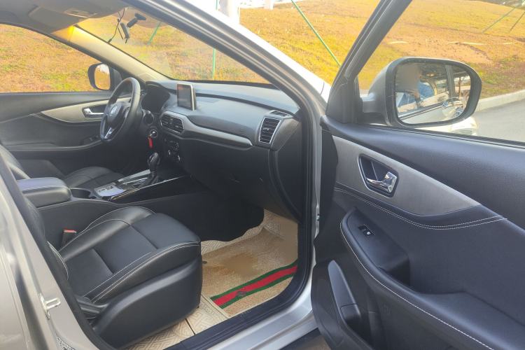 Used Dongfeng Fengon S560 2019 1.8L CVT Elite Model
