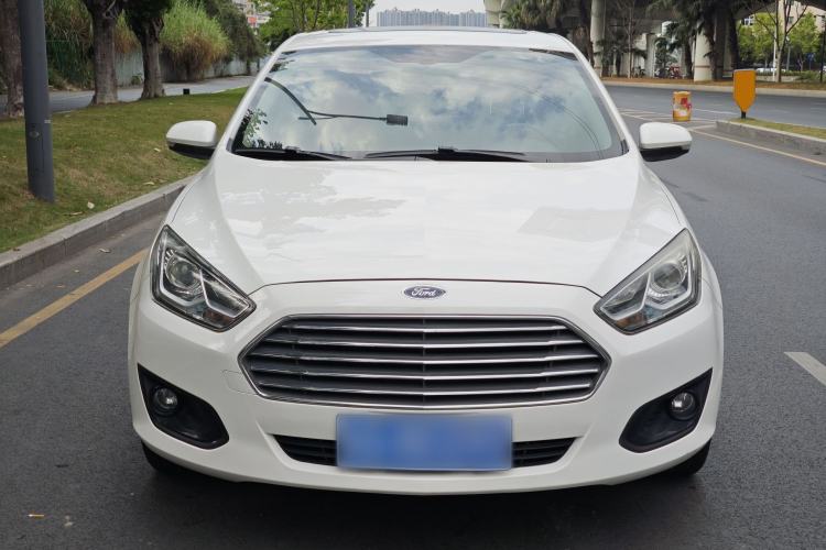 Used Ford Escort 2017 Happiness Edition 1.5L Automatic Fashion Version