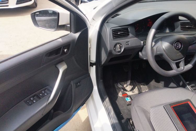 Used Volkswagen Santana 2016 1.6L Manual Fashion Edition
