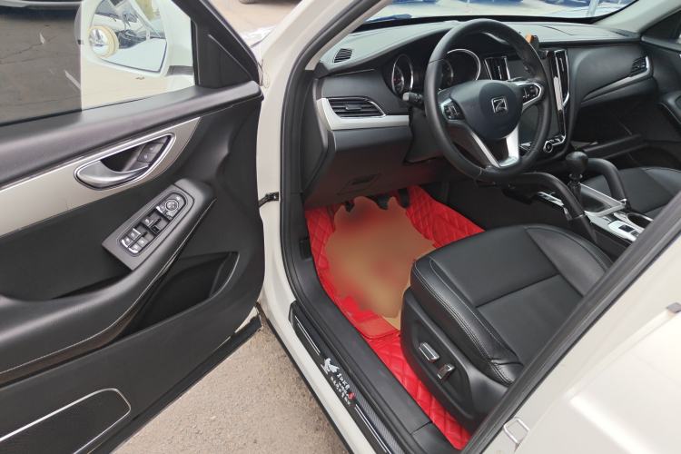 Used Zotye SR7 2016 1.5T Manual Cube Heart Edition China IV Standard