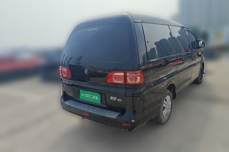 Used FORTHING Lingzhi 2022 Entry-Level M5L 2.0L Basic Version 7 Seats