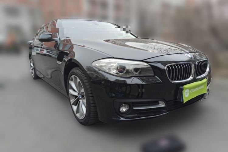 Used BMW 5 Series 2017 525Li Leading Model Front Right 45 Deg