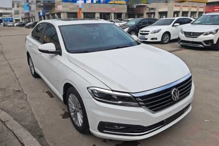 Used Volkswagen Lavida 2018 1.5L Automatic Comfort Edition China V Standard Front Right 45 Deg