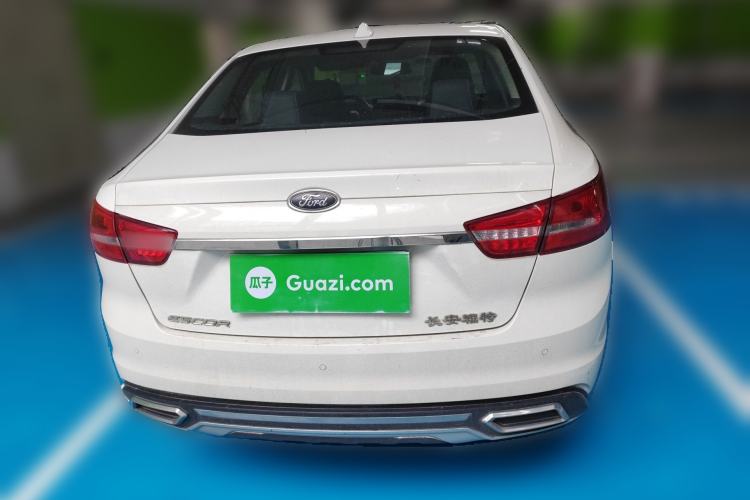 Used Ford Escort 2015 1.5L Automatic Fashion Model
