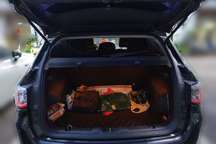 Used Jeep Compass 2017 200T Automatic Family Edition Trunk