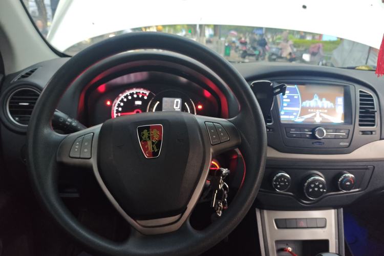 Used Roewe 350 2014 1.5L Automatic Xunyue Version
