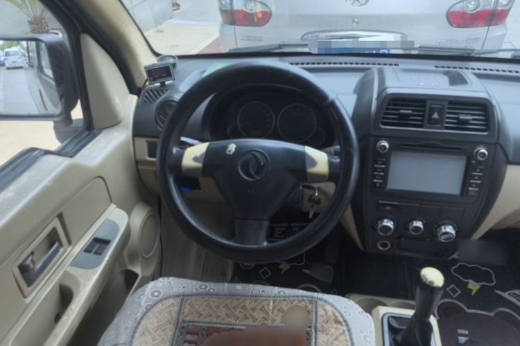 Used Dongfeng Xiaokang C37 2012 1.4L Comfort Version DK13-06 Steering Wheel