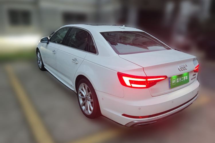 Used Audi A4L 2019 40 TFSI Fashion Edition China VI Emission Standard