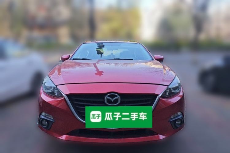 Used Mazda 3 Axela 2016 Sedan 1.5L Automatic Luxury Model
