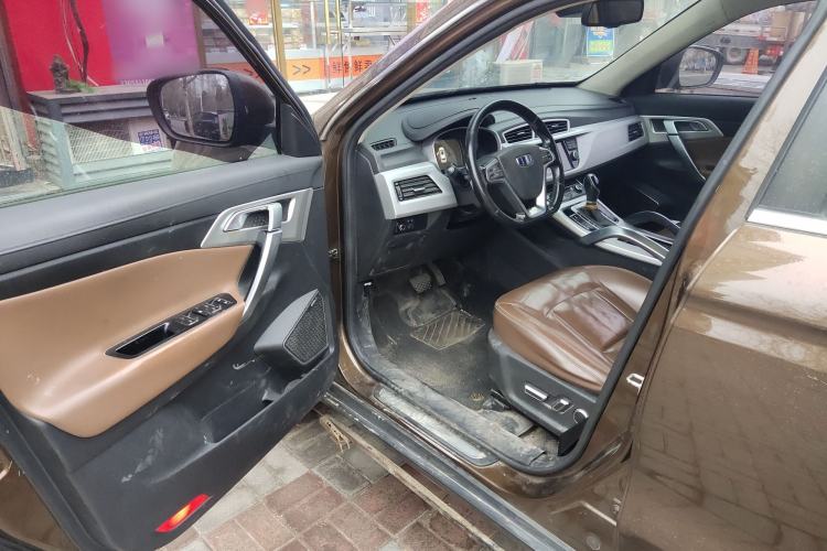 Used Geely Auto Emgrand X7 Sport 2016 1.8TD Automatic ZhiZun Version
