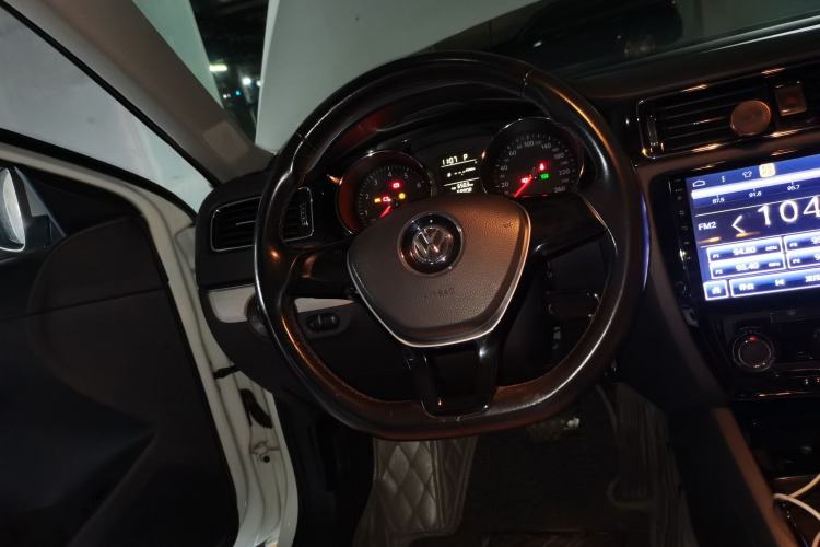 Used Volkswagen Sagitar 2015 1.6L Automatic Comfort Model