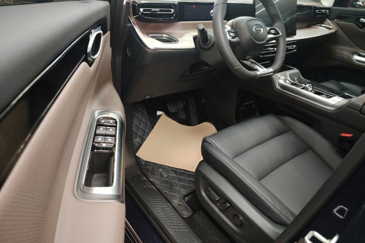 Used GAC Trumpchi E8 2024 Honor Series 2.0L Honor Edition Driver Seat