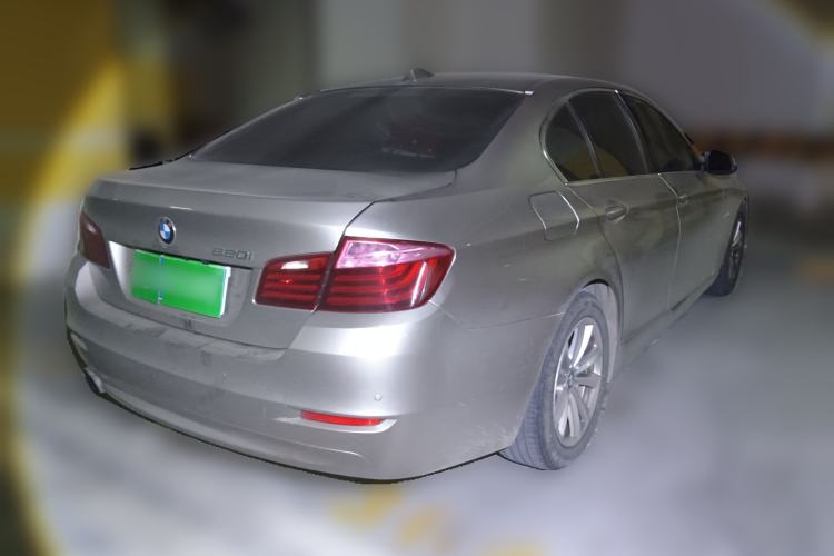 Used BMW 5 Series 2015 520i Elegant Edition Rear Right 45 Deg