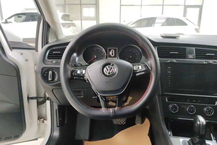 Used Volkswagen Golf 2020 280TSI DSG Comfort Version