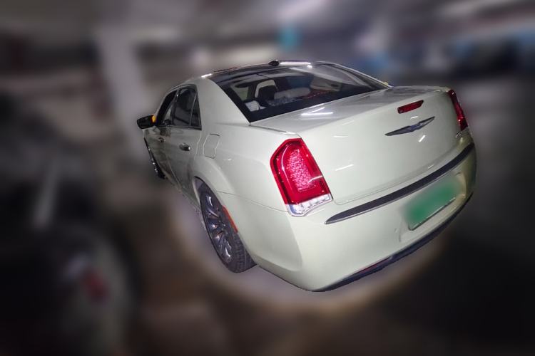 Used Chrysler 300C 2016 3.0L Supreme Edition Rear Left 45 Deg