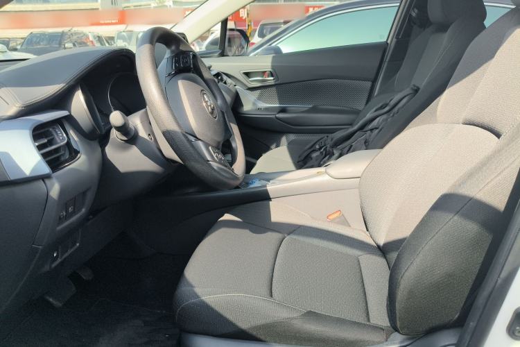 Used Toyota IZOA 2022 2.0L Yixing Version Left Front Seat