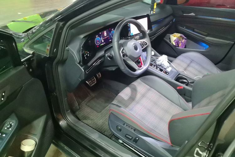 Used Volkswagen Golf GTI 2023 380TSI DSG GTI
