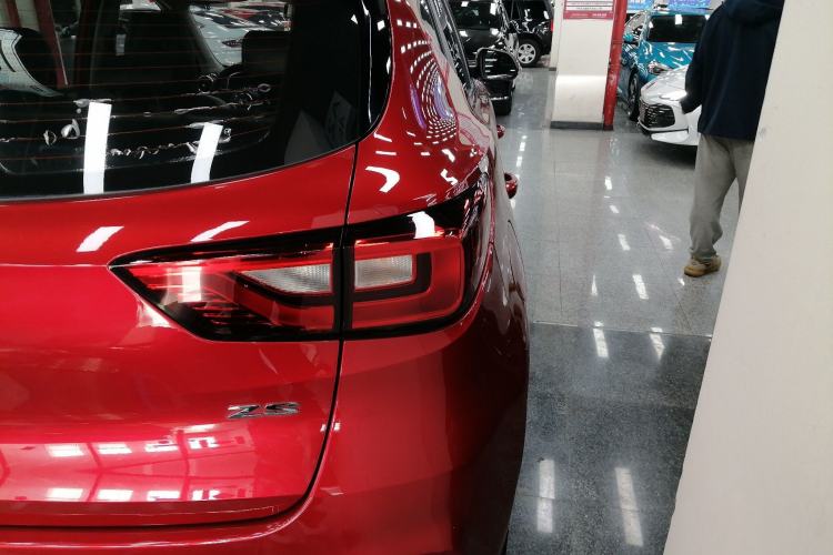 Used MG ZS 2018 1.5L Automatic Luxury Edition China V Standard