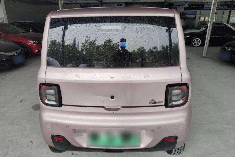 Used Geely Galaxy Panda 2023 Panda Mini 200km Endurance Bear
