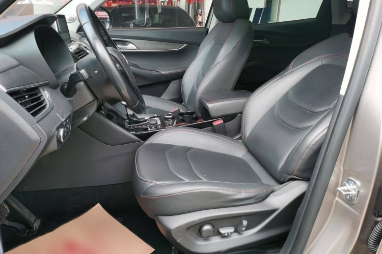 Used BORGWARD BX5 2017 20TGDI Automatic Two-Wheel Drive Pioneer Edition
