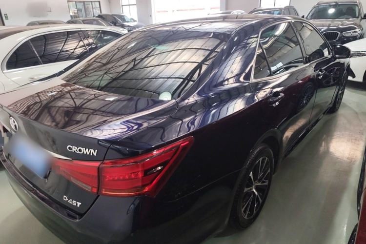 Used Toyota Crown 2018 2.0T Fashion Edition
