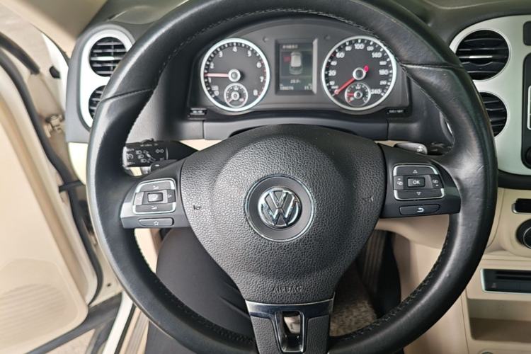Used Volkswagen Tiguan 2015 1.8TSI Automatic Two-Wheel Drive Luxury Model