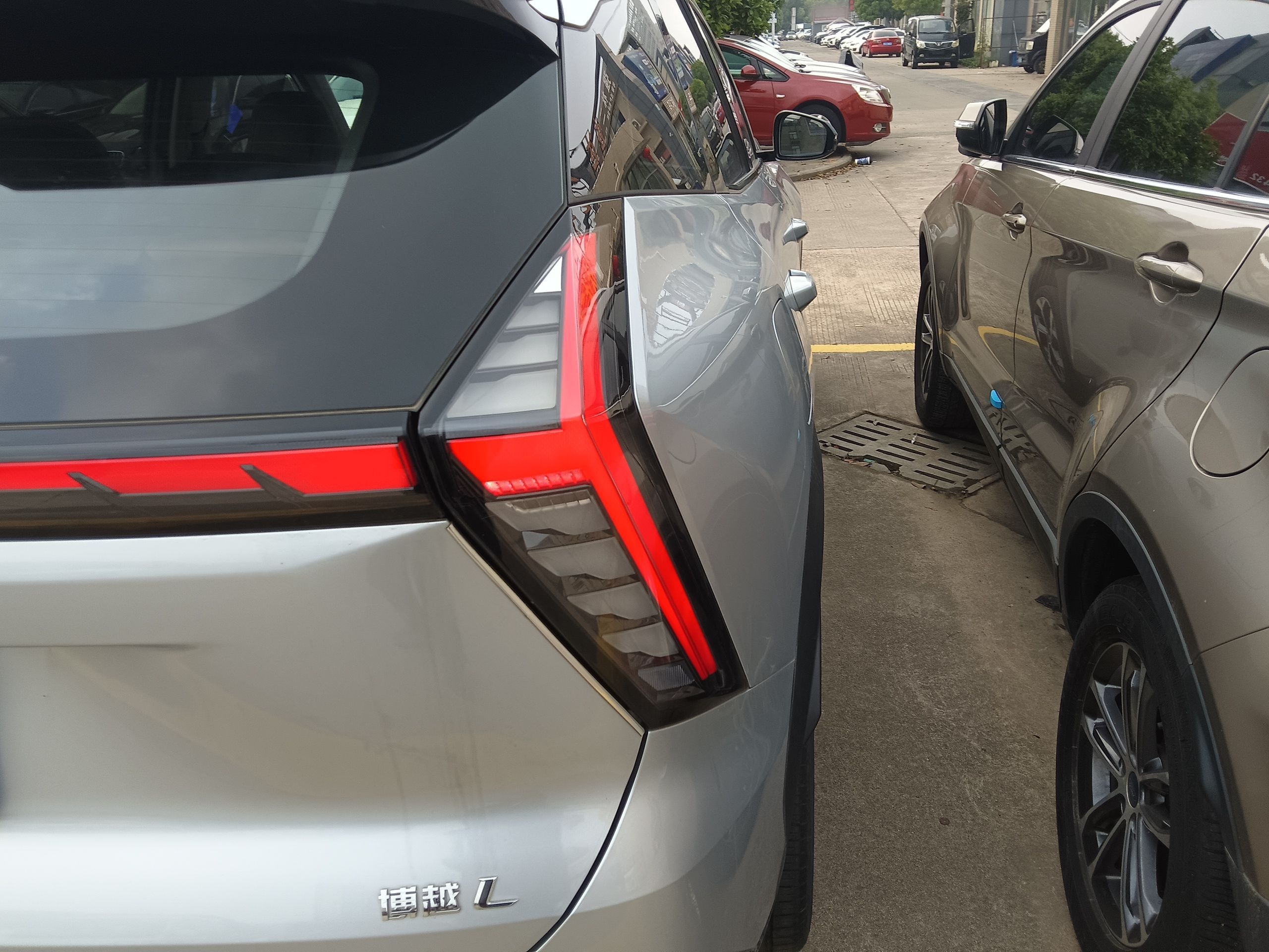 Geely Auto FX11 2023 1.5TD DCT Prestige Edition — снимка 9