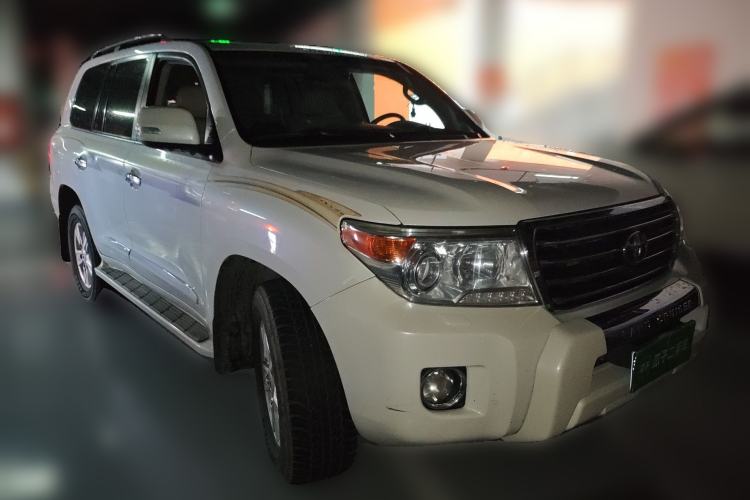 Used Toyota Land Cruiser  Front Right 45 Deg