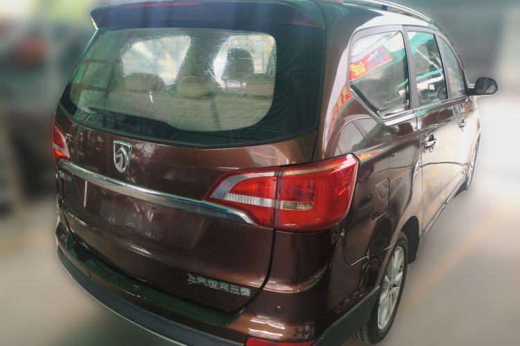 Used Baojun 730 2016 1.5L Manual Comfort Version 7 Seats China V Emission Standard Rear Right 45 Deg