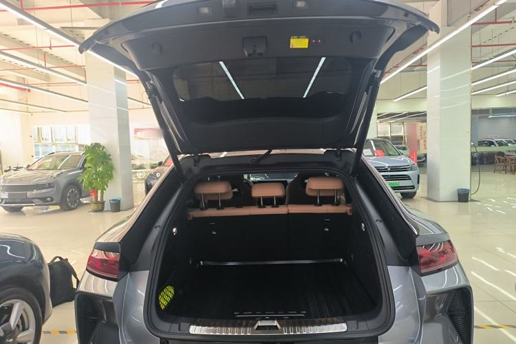 Used BYD Song L EV 2024 550 km Excellence Version