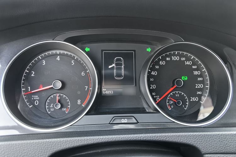 Used Volkswagen Golf 2018 1.6L Automatic Comfort Model Instrument Cluster