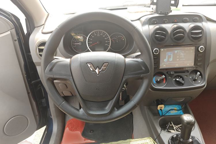 Used Wuling Hongguang 2014 1.5L Base Version Steering Wheel