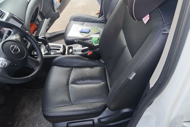 Used Nissan Sylphy 2018 1.6XV CVT Deluxe Edition Left Front Seat