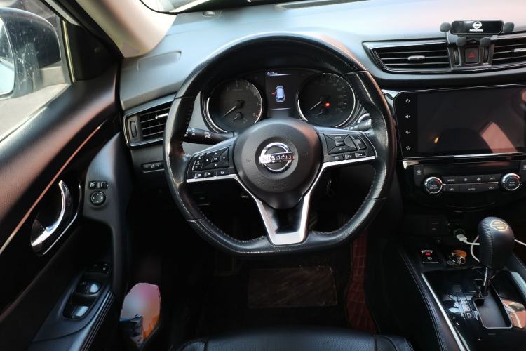 Used Nissan X-Trail 2019 2.0L CVT Smart Connect Comfort Edition 2WD
