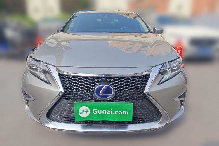Used Lexus ES 2015 300h Comfort Edition