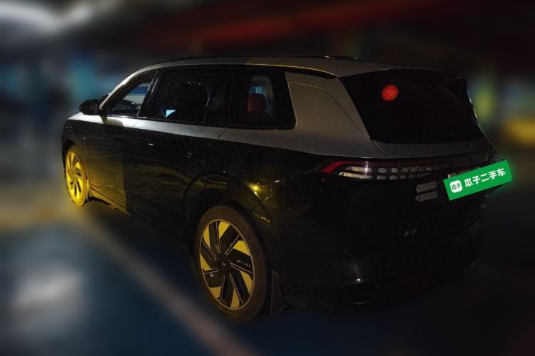 Used Dongfeng eπ eπ008 2024 210Max Range-Extended Version 6 Seats
