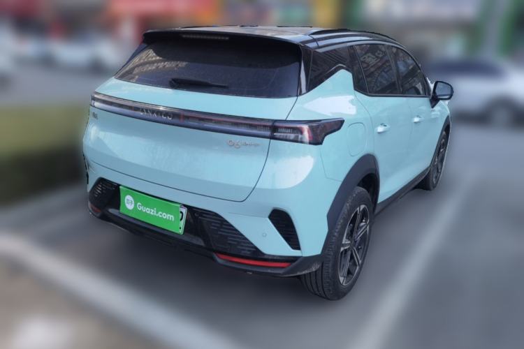 Used Lynk & Co 06 EM-P 2023 EM-P 126 Long-Range Halo Rear Right 45 Deg